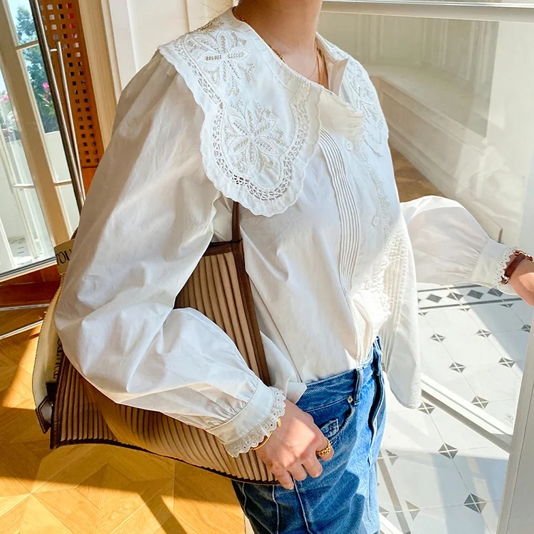 2023 New OEM Summer Daily  Women Long Bishop Sleeve Ladies  Shirt Fashion  Embroidery and Beading Club Collar Women Blouse