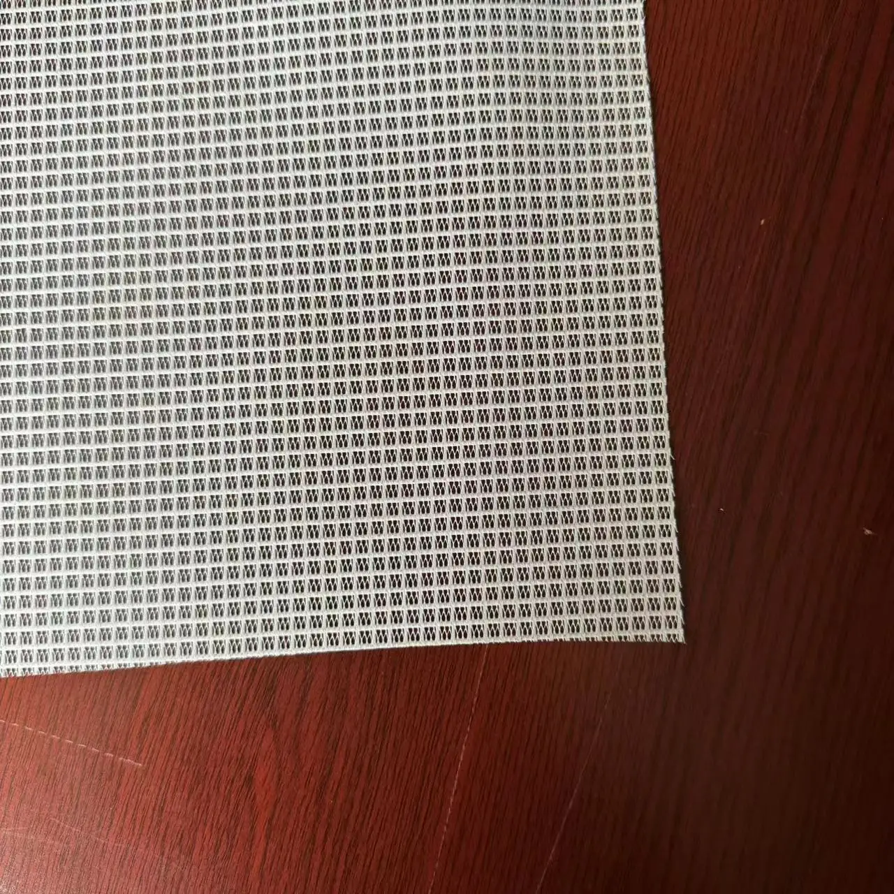 Manufacturer Fluorescent B1/NFPA 701 Flame Retardant and PVC Coated Polyester Mesh Vertical Building Safety Netting