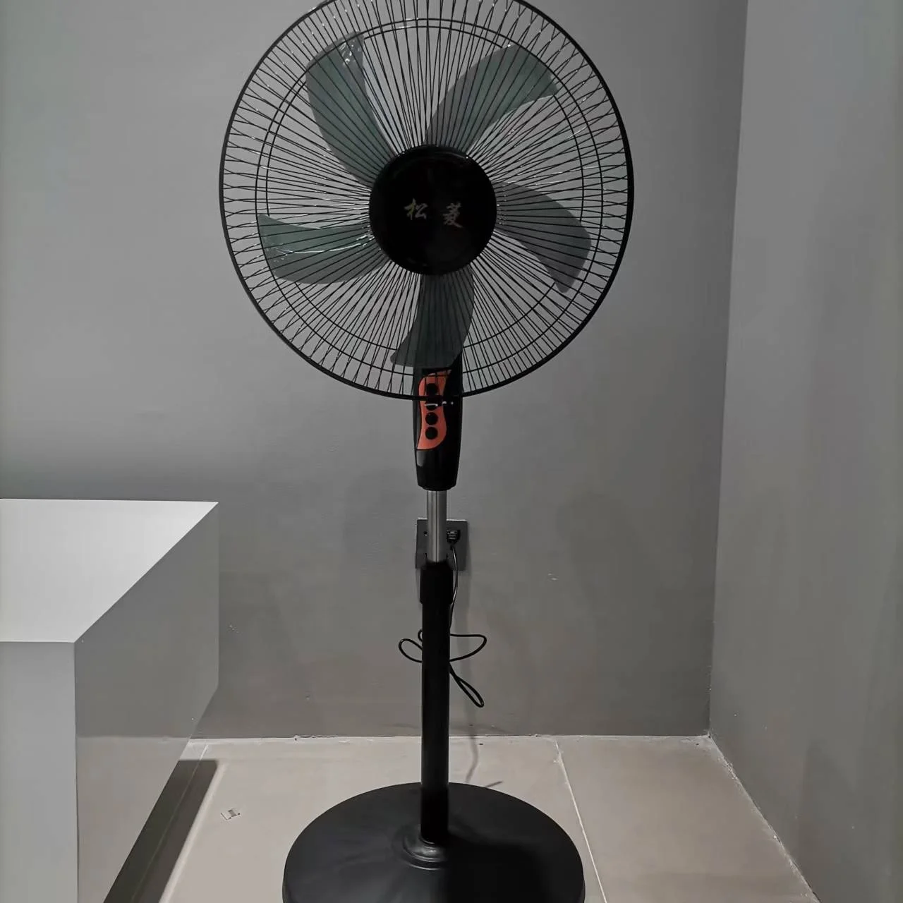 home 16 inch air cooling Vertical floor fan Tower & Pedestal electric stand fans floor fan (1600505333276)
