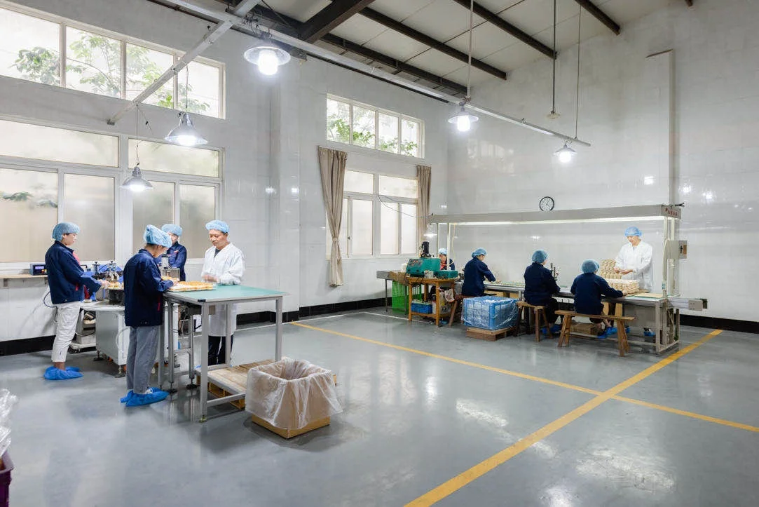 30ml amber plastic essential oil petg bottle with child resistant screw cap