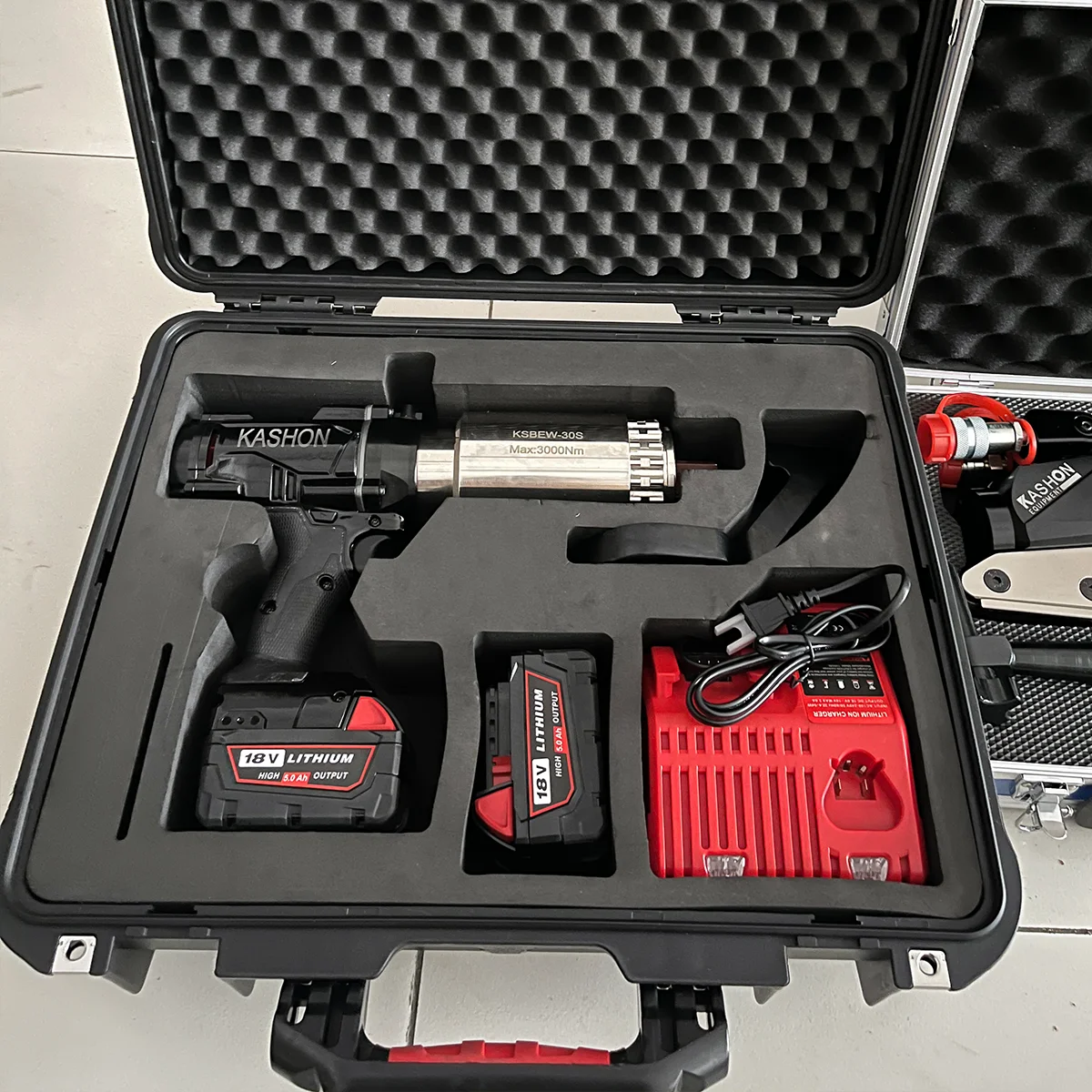 1000Nm Railway Intelligent Cordless Battery Powered Square Drive Electric Torque Wrench rechargeable torque wrench