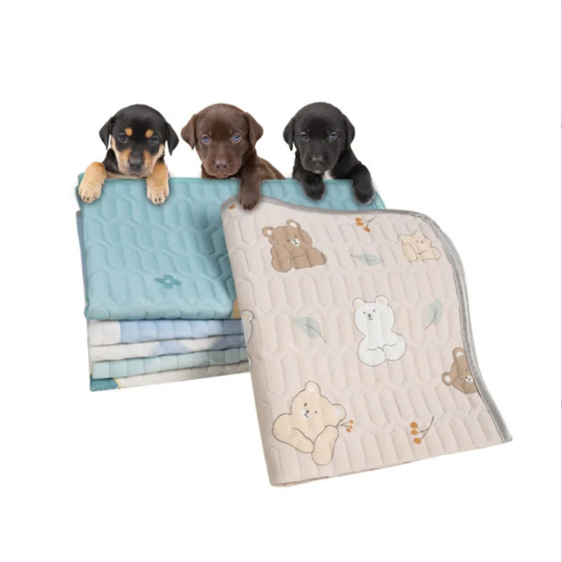 In Stock fashion pet Ice Silk latex mat Cool pet sleeping mat summer cool dog cat mat for family car