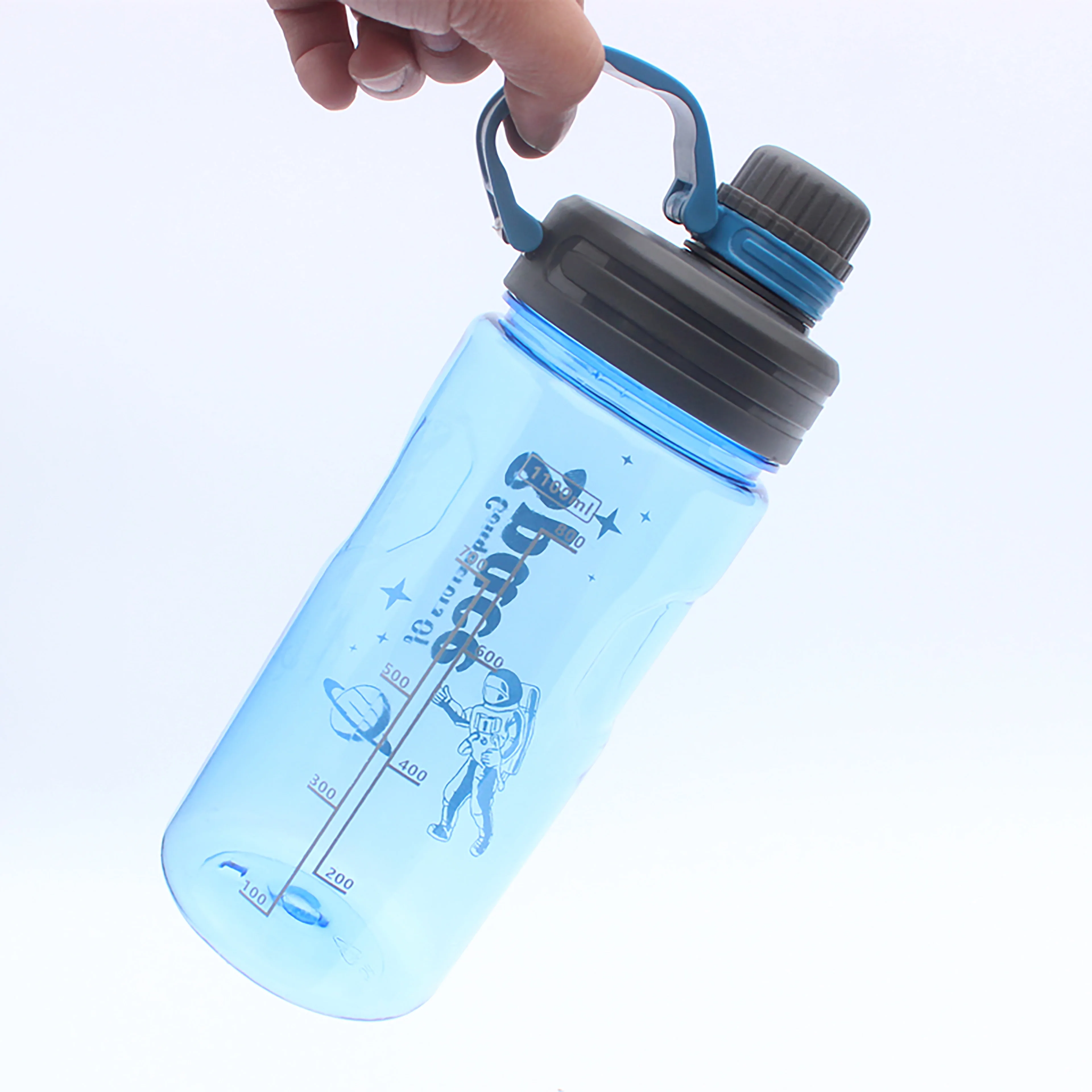 NEW 1100 1500 2000 mL PP Customized Plastic Water Bottle Portable Sports Travel Cup Water Bottle filter Rotating Lid