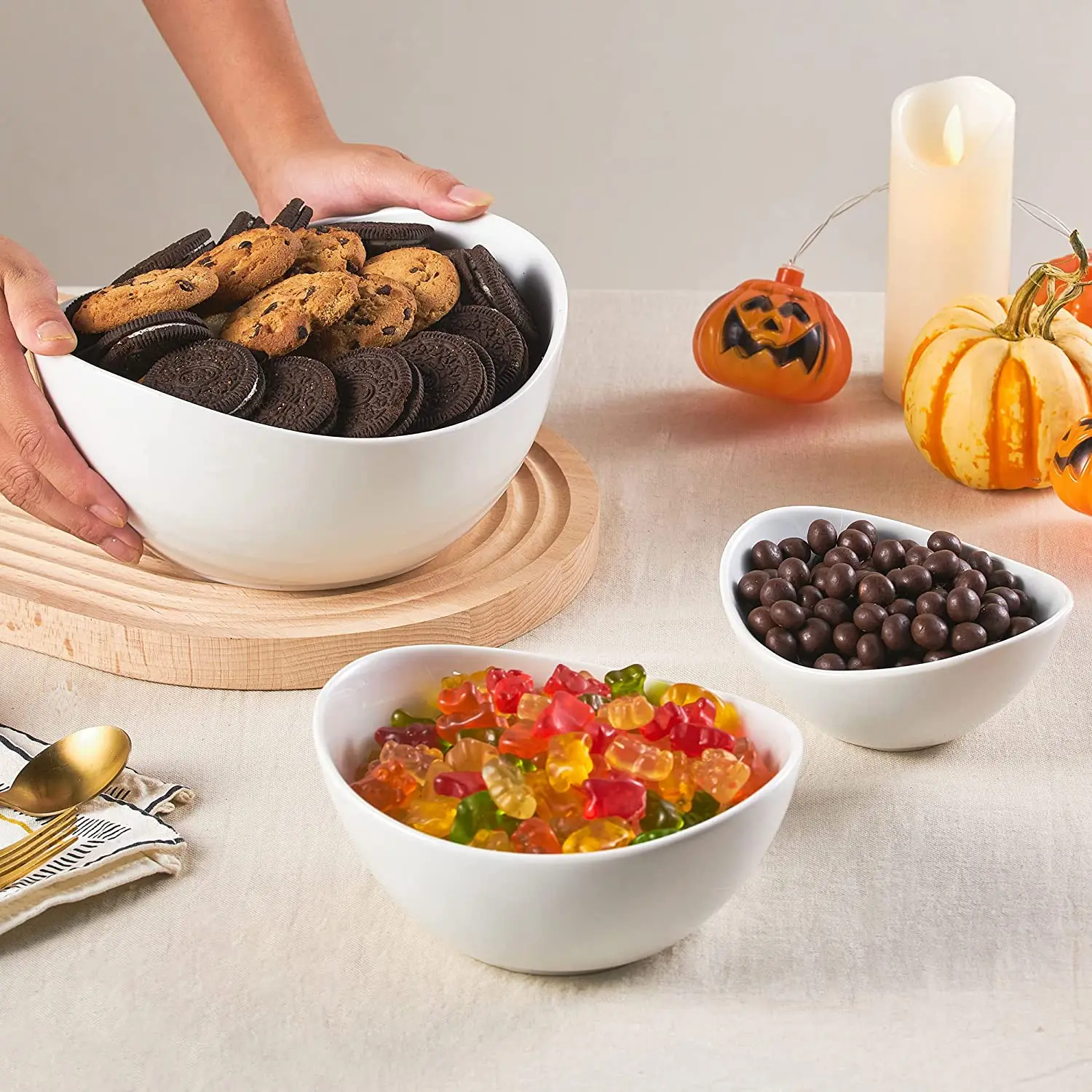 Factory Wholesale 3 Tier Appetizer Bowls White Chip and Dip Bowls Sauce Snack Dish  Ceramic Serving Bowl with Metal Stand