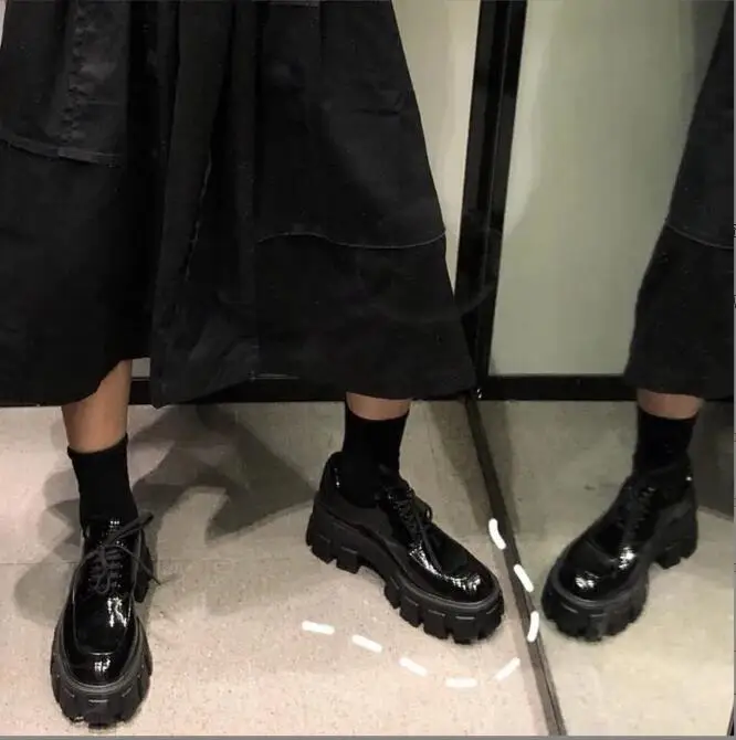 Thick heeled Patent leather Fat Platform sneakers Fashion Women Chunky Trainers Casual Shoes