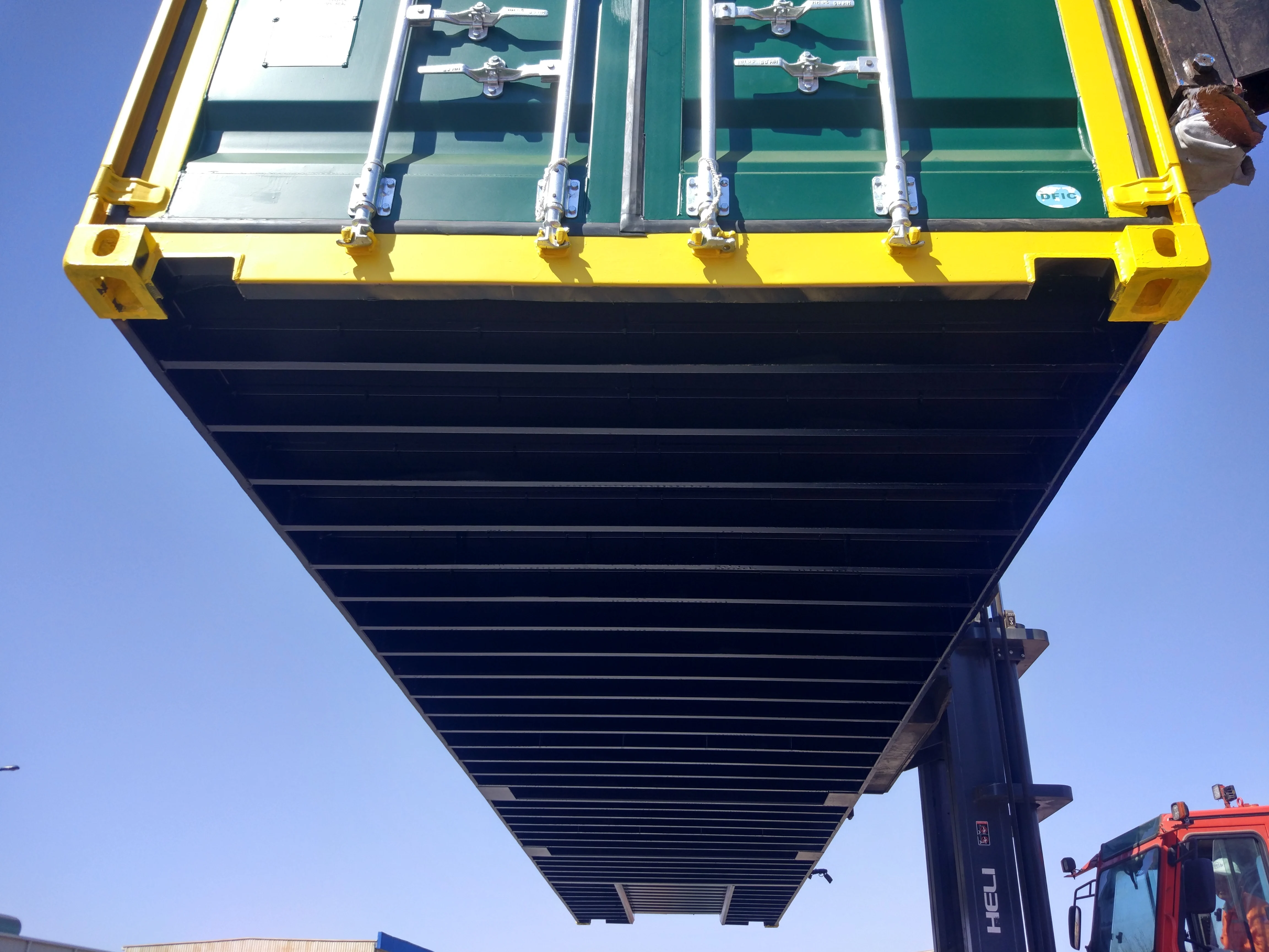 40HC brand new  double doors container