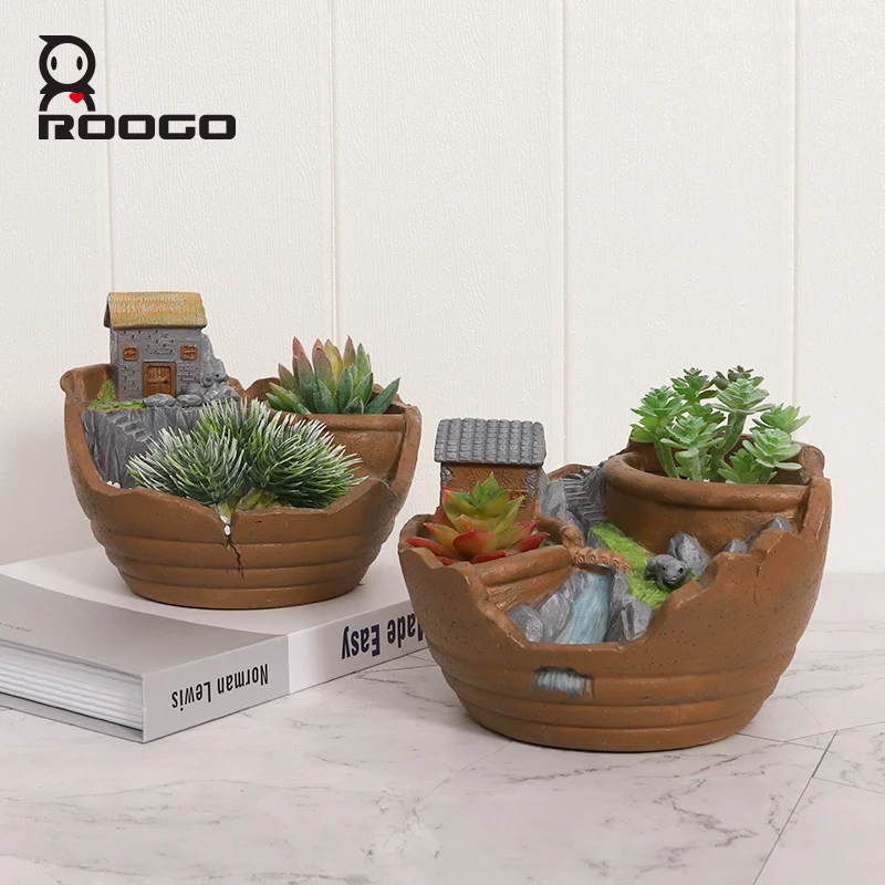 Nature Scenery House Style Succulent Planter Resin Bonsai Wholesale Price Desktop Garden Decoration Pot With Animal