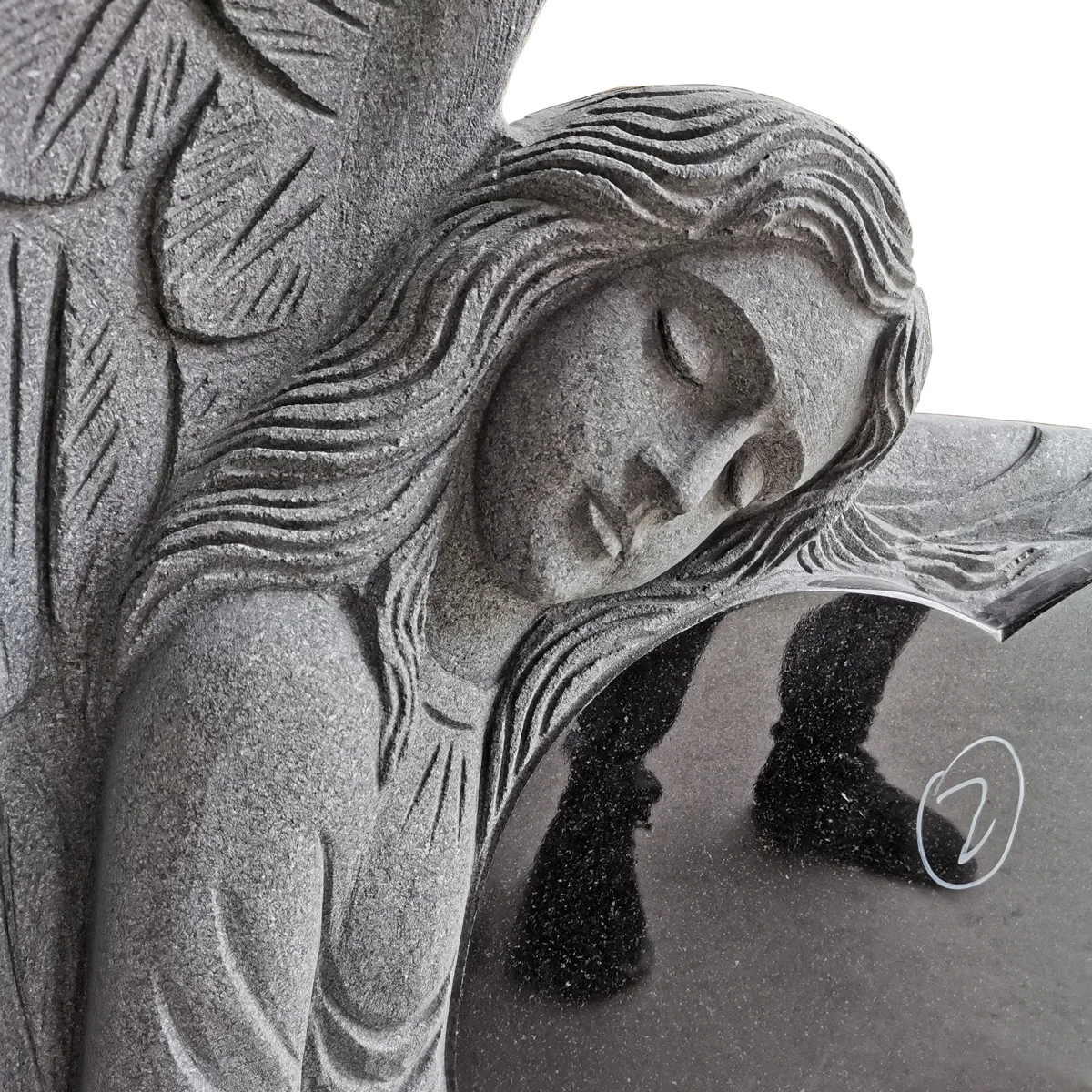 G603 White Granite Carving Angel Carrying Holding Heart Tombstone Headstones Monument