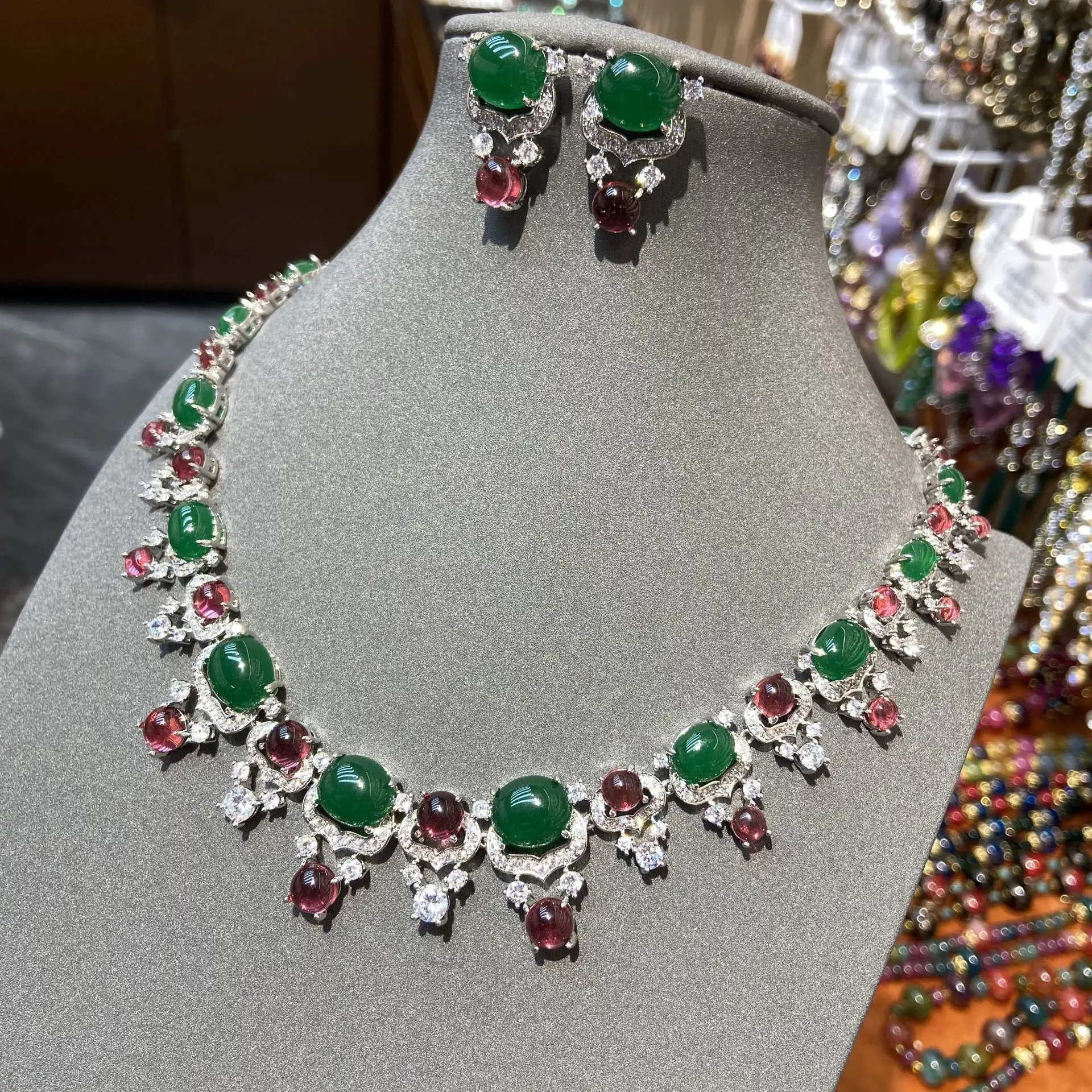 Fashion top trend Green agate ruby red color crystal luxury chocker necklace earring sets  for wedding