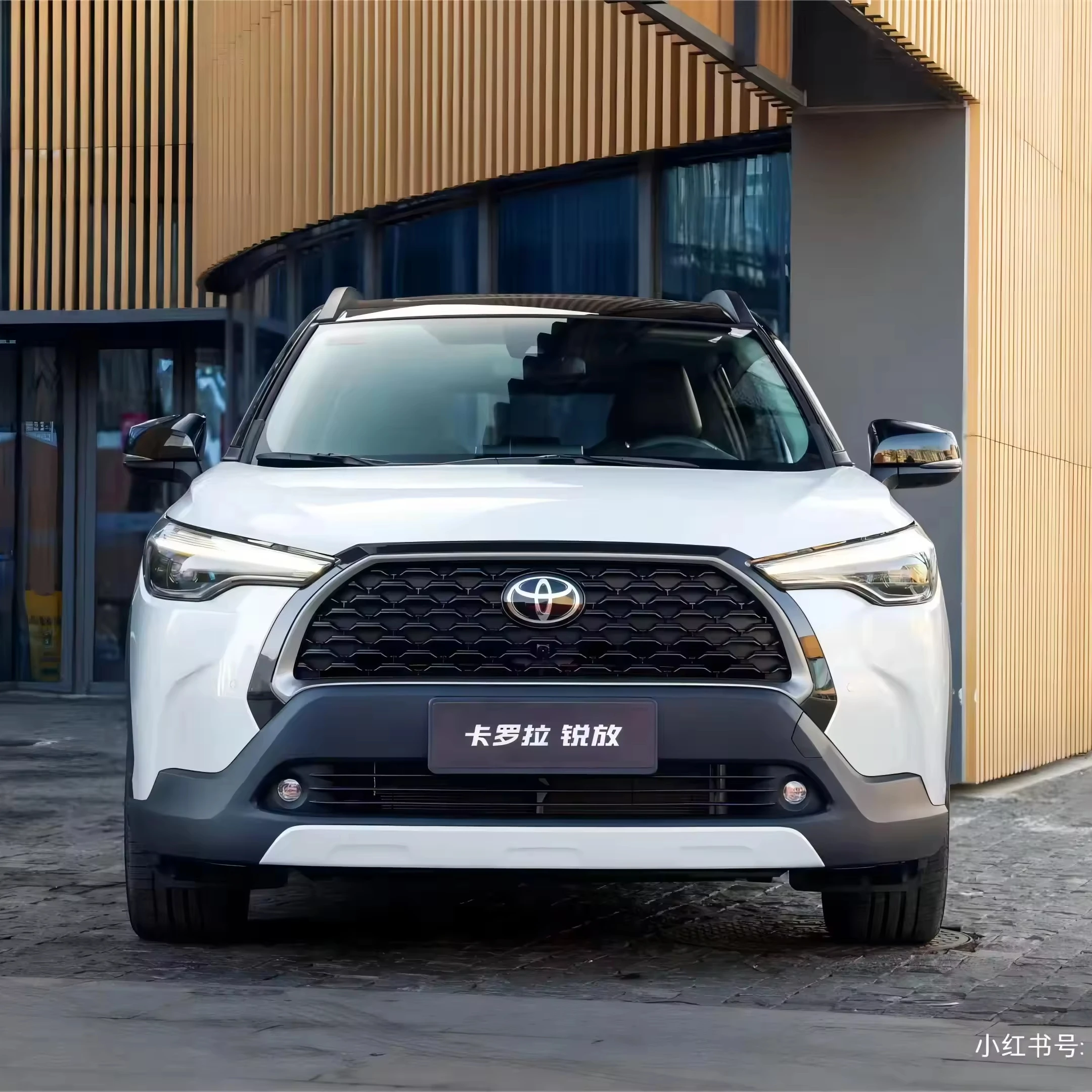 2024 Toyota Corolla Cross Gasoline Vehicles Hybrid Version Good Price Good Selling Current SUV in Stock Ready to Ship Car