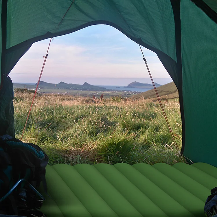 Compact Ultralight TPU inflatable Camping Sleeping Pad with Built-in Foot Pump Waterproof Air Mattress Sleeping Mat