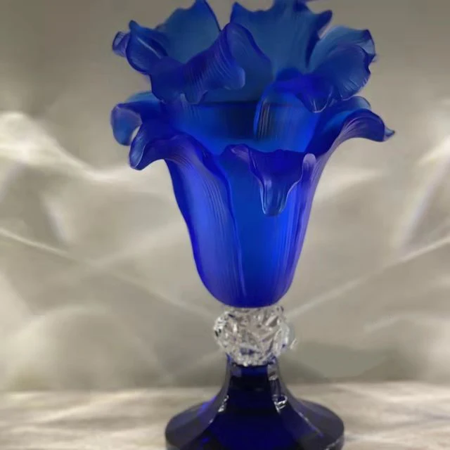 Flower shaped glass vase Candle holder Crystal vase Crystal diffuser Glass vase