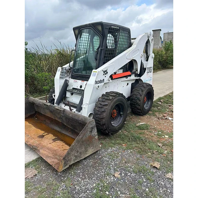 Competitive Price 3770kg 11.1 Km/H Mini Used Bobcat S300 Steer Skid Loader With Low Price