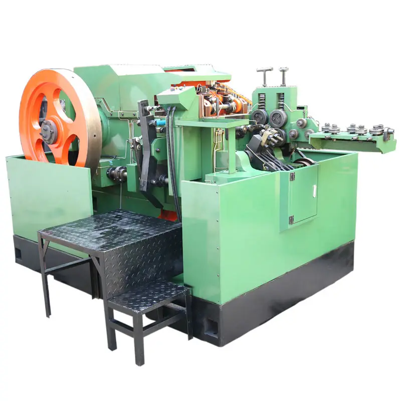 bolt cold heading machine