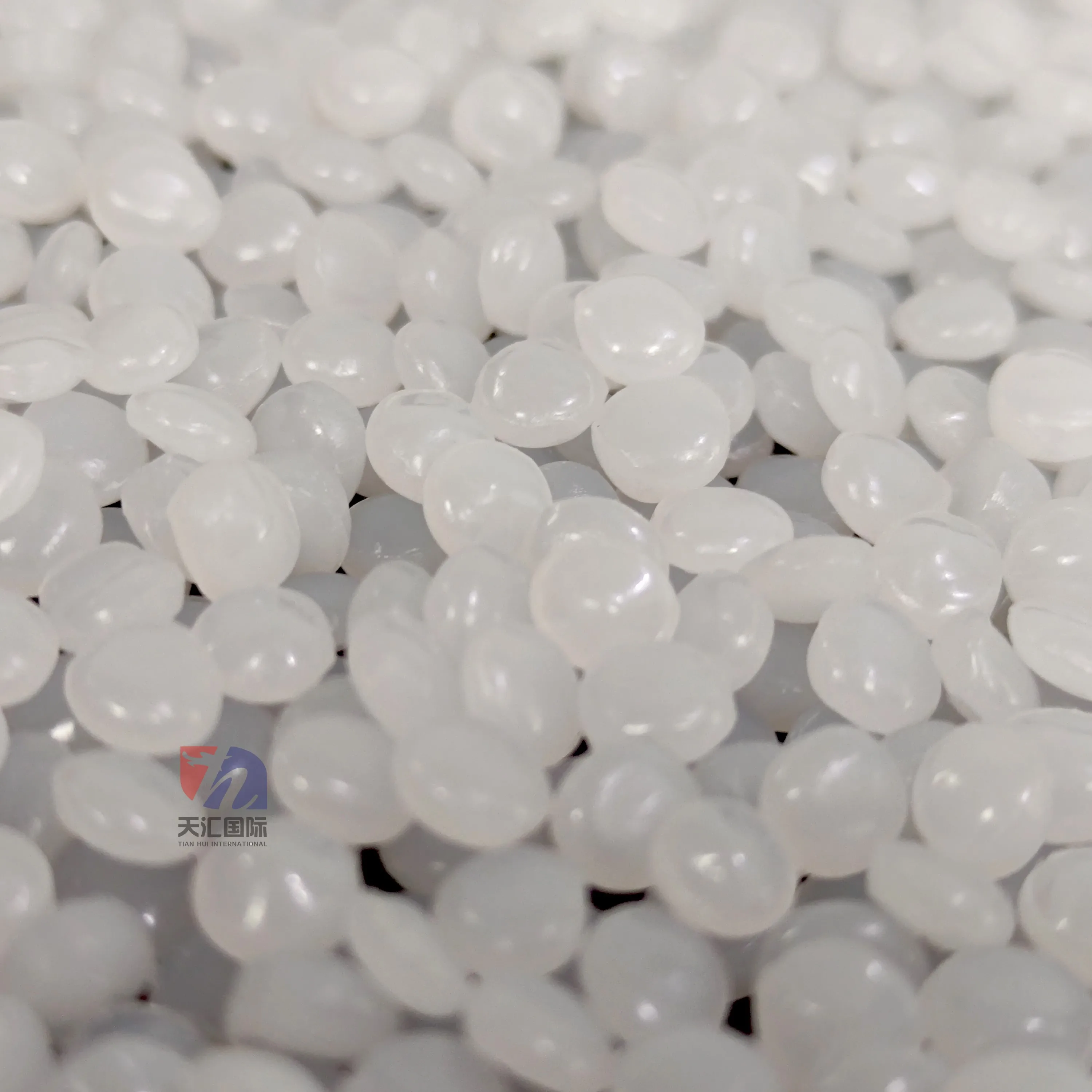 Sinopec plastic raw material blow molding grade HDPE particle, high density polyethylene for plastic injection and extrusion