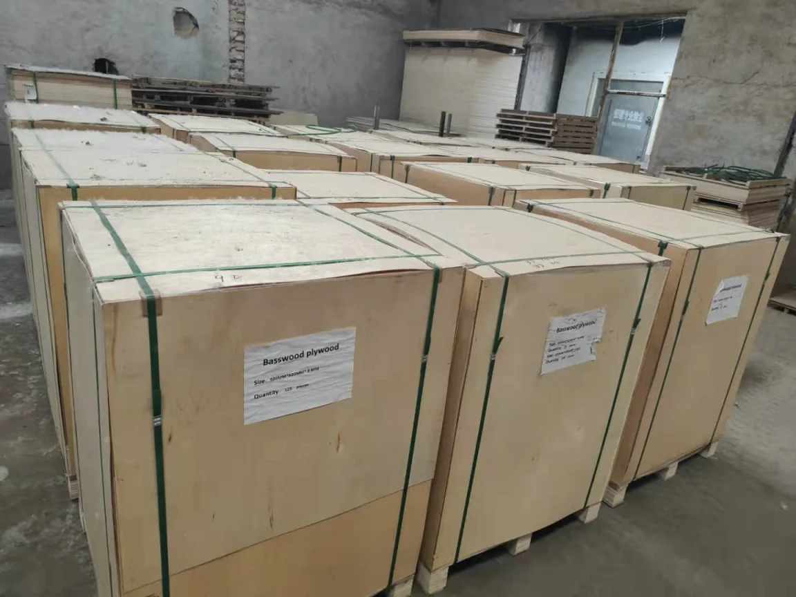 Laser Cut Plywood Sheets in 3mm 4mm 6mm Thickness Basswood/Poplar/Birch E0 Formaldehyde Emission Standards