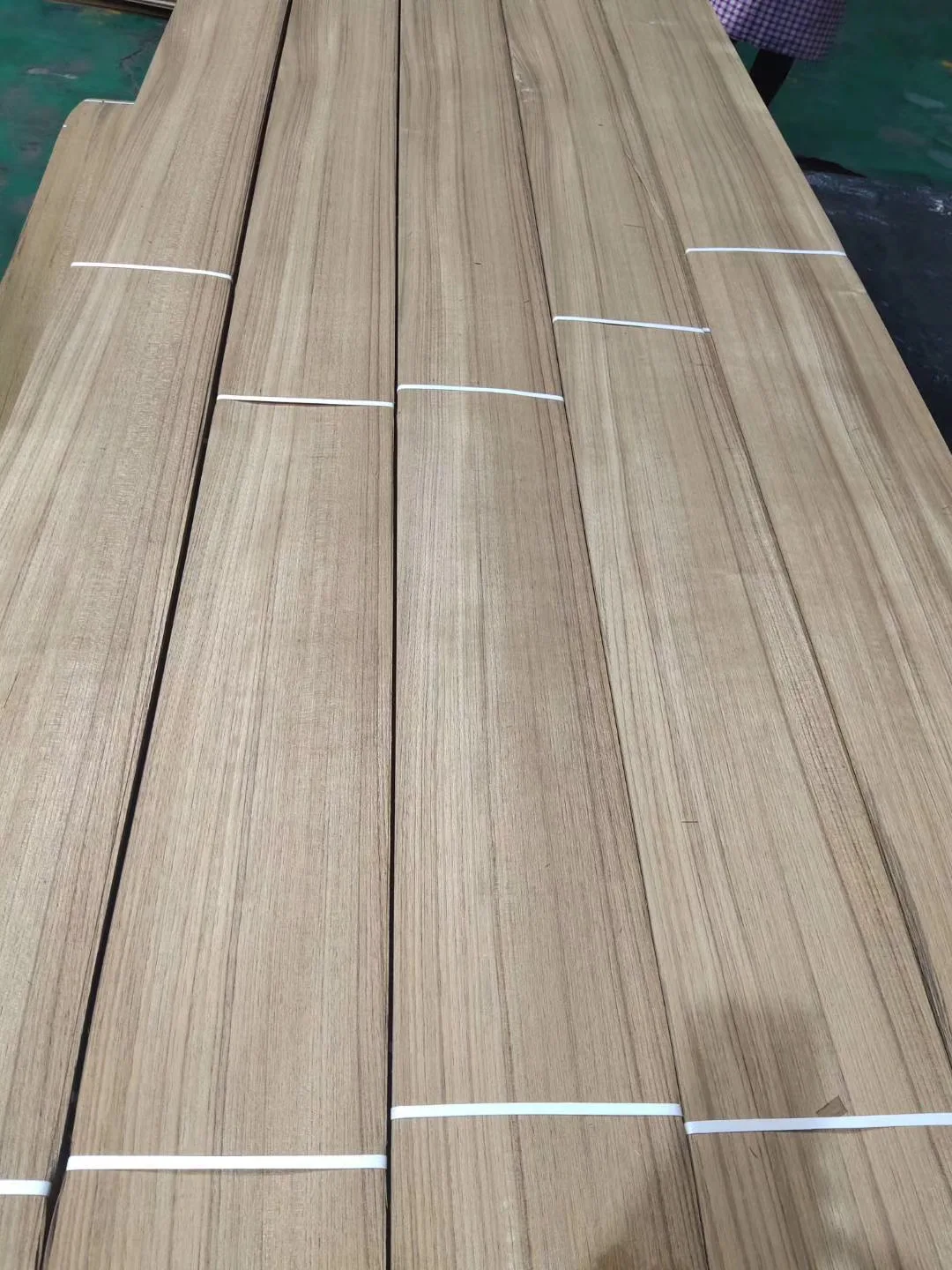 Factory Supply Sliced Natural Wood Veneer Sheet Quarter Cut Burma Teak Veneer for Wall Panel Furniture