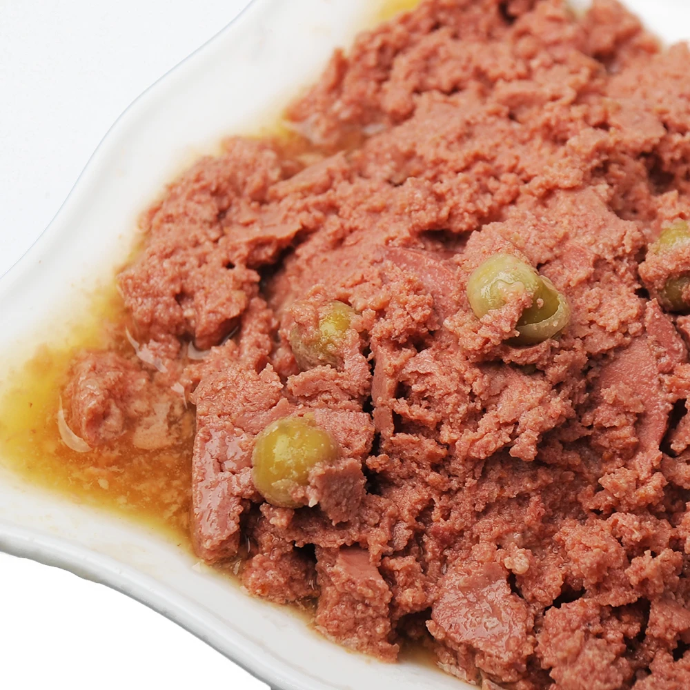 Влажные консервированные продукты для кормления собак и кошек от производителя