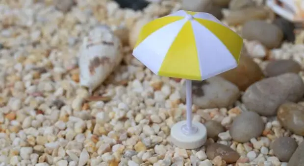 create and decorate an adorable beach sand style  landscape ornaments fairy garden decor