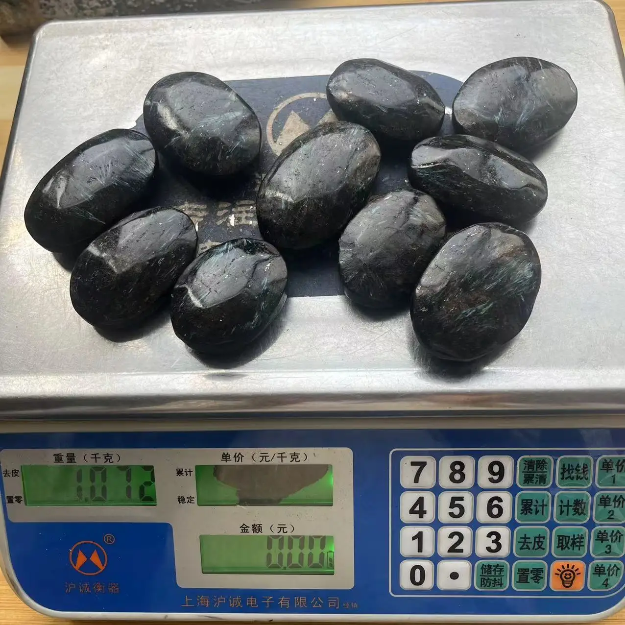 Wholesale Astrophyllite Healing Stones Natural Arfvedsonite Fireworks Stone Crystal Palm Stone  For Gift