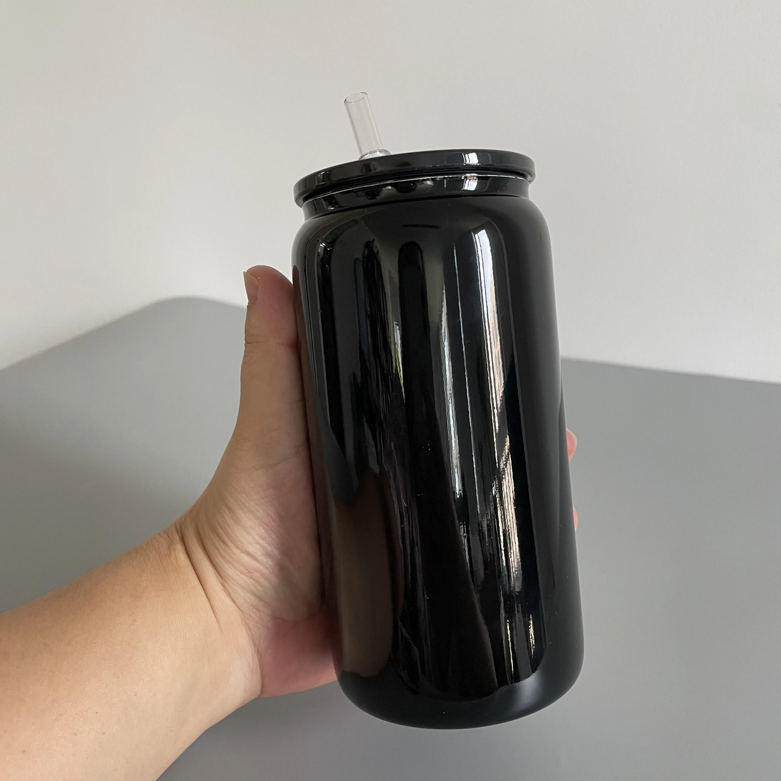 USA Warehouse Solid Glossy Black Borosilicate 16oz Black Beer Glass Can Glass Soda Can For UV DTF Wraps Vinyl With Plastic Lid