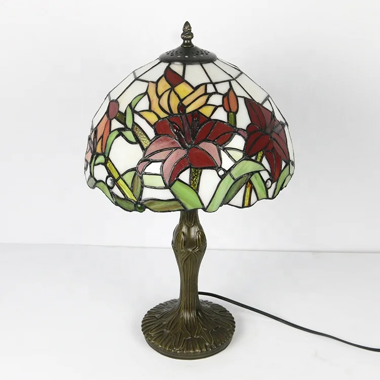 LongHuiJing Handmade Tiffany Style Floral Table Lamp Zinc Alloy Base Glass Lampshade lamps Antique Art Nightstand lights