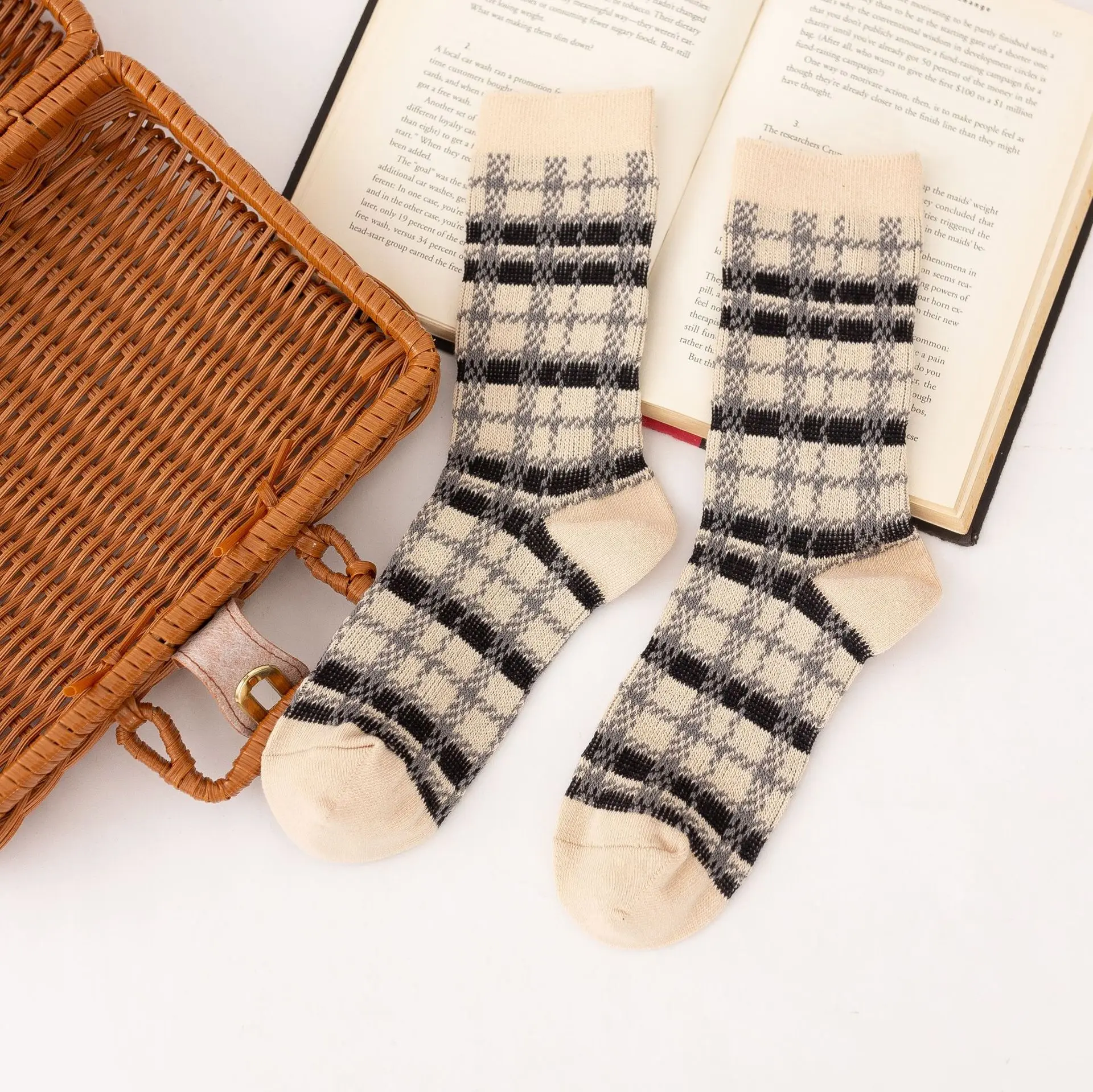 Autumn and Winter New Black and White Series College Style Socks Girls Socks