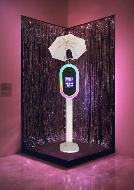 Fashionable Oval dslr Photo Booth with RGB Ring Light on Both Sides Photo Kiosk Booth with Umbrella flash light