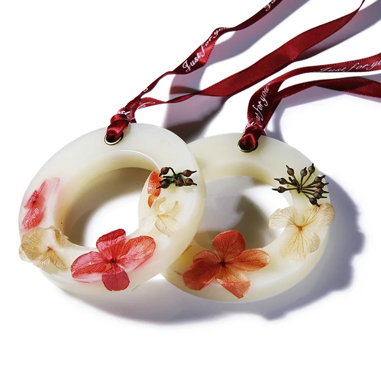 Wholesale Decoration Dried Flower Chips Closet Deodorant Handmade  Scented Wax Melt Tablet