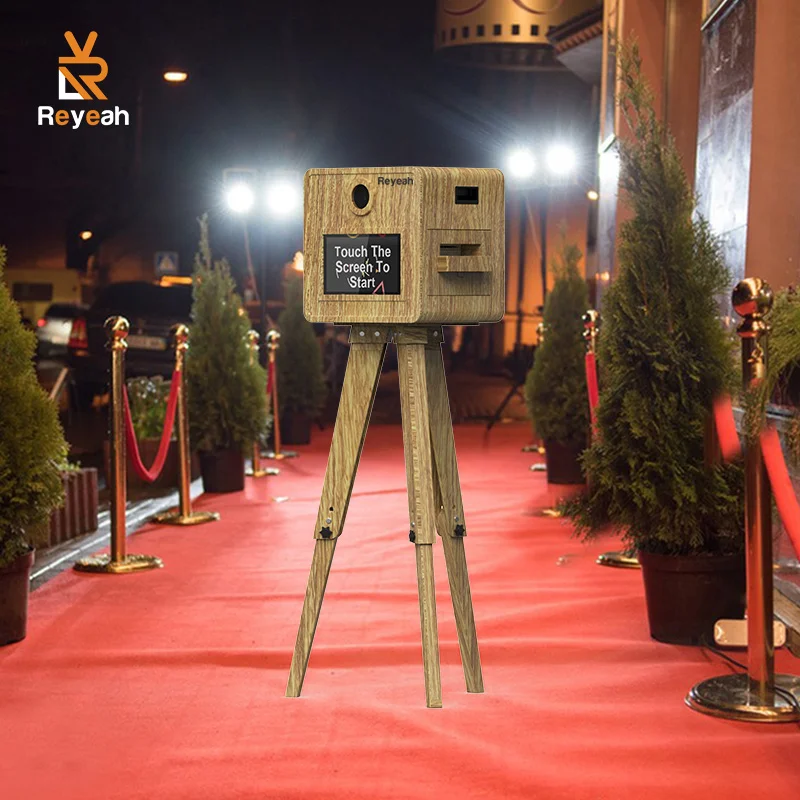 New Design Wooden Strips Vintage Photo Booth Small Photo Booth Machine Kiosk