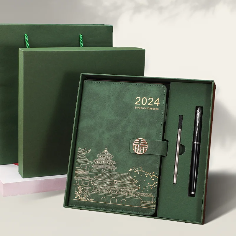 2024 Small Business Ideas Promotional Gift Set Custom Logo Christmas Souvenir Office items New Year Business Corporate Gifts