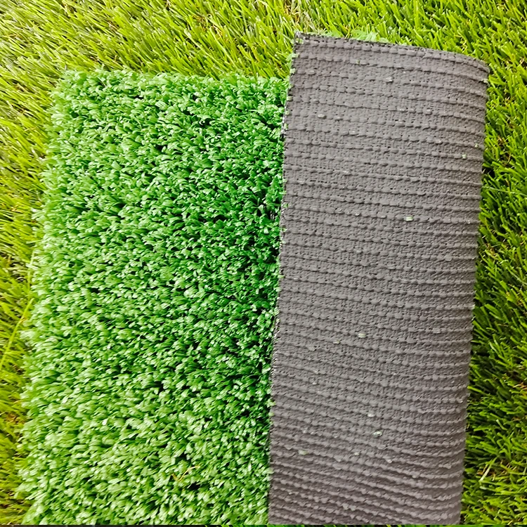 High Quality Low Price 10mm Artificial Turf Fake Green Grass For Roof Top Balcony Wall Decor