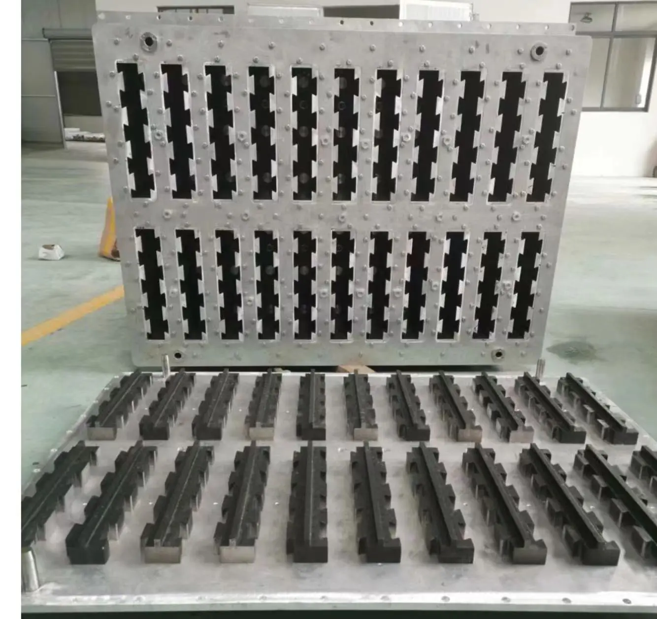 CNC process Aluminum EPS Foam Mould Expandable Polystyrene EPS Moulds Steam Chamber