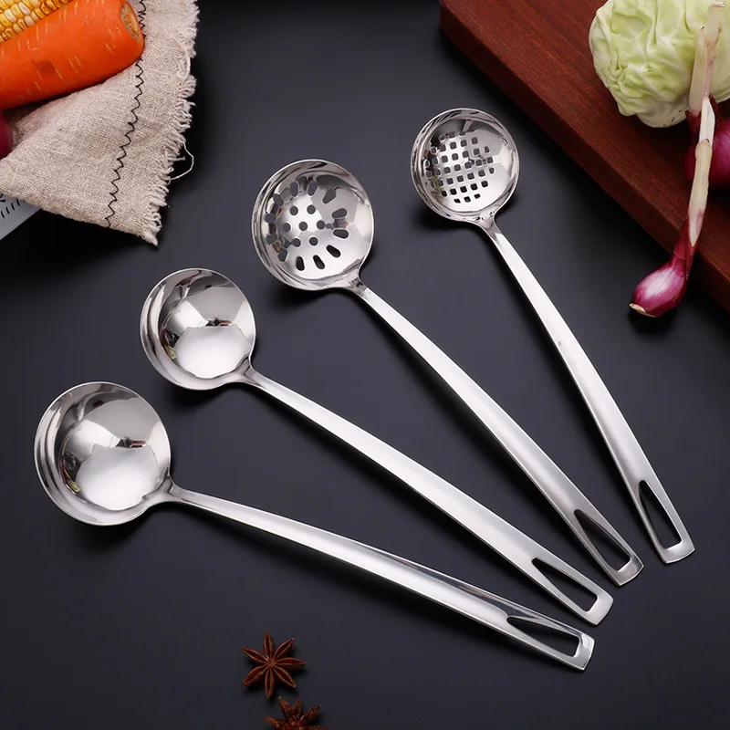 
7-inch 201 stainless steel V-shaped spoon thickened bright household soup spoon Colander cooking kitchenware 