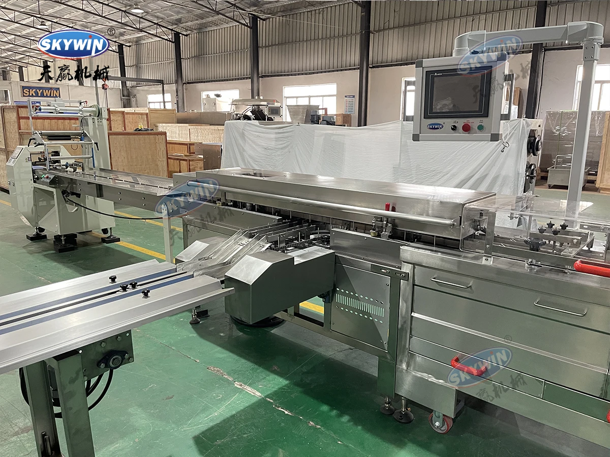 Two Lanes one colors Sandwich Biscuit Machine connect 380 Flow Packing Machine And Star Wheel Stacker Packing Table