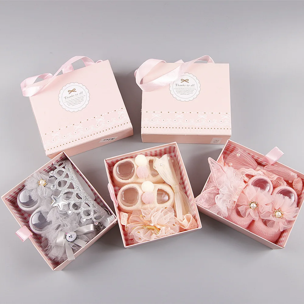 
2021 baby shoes on tulle head 