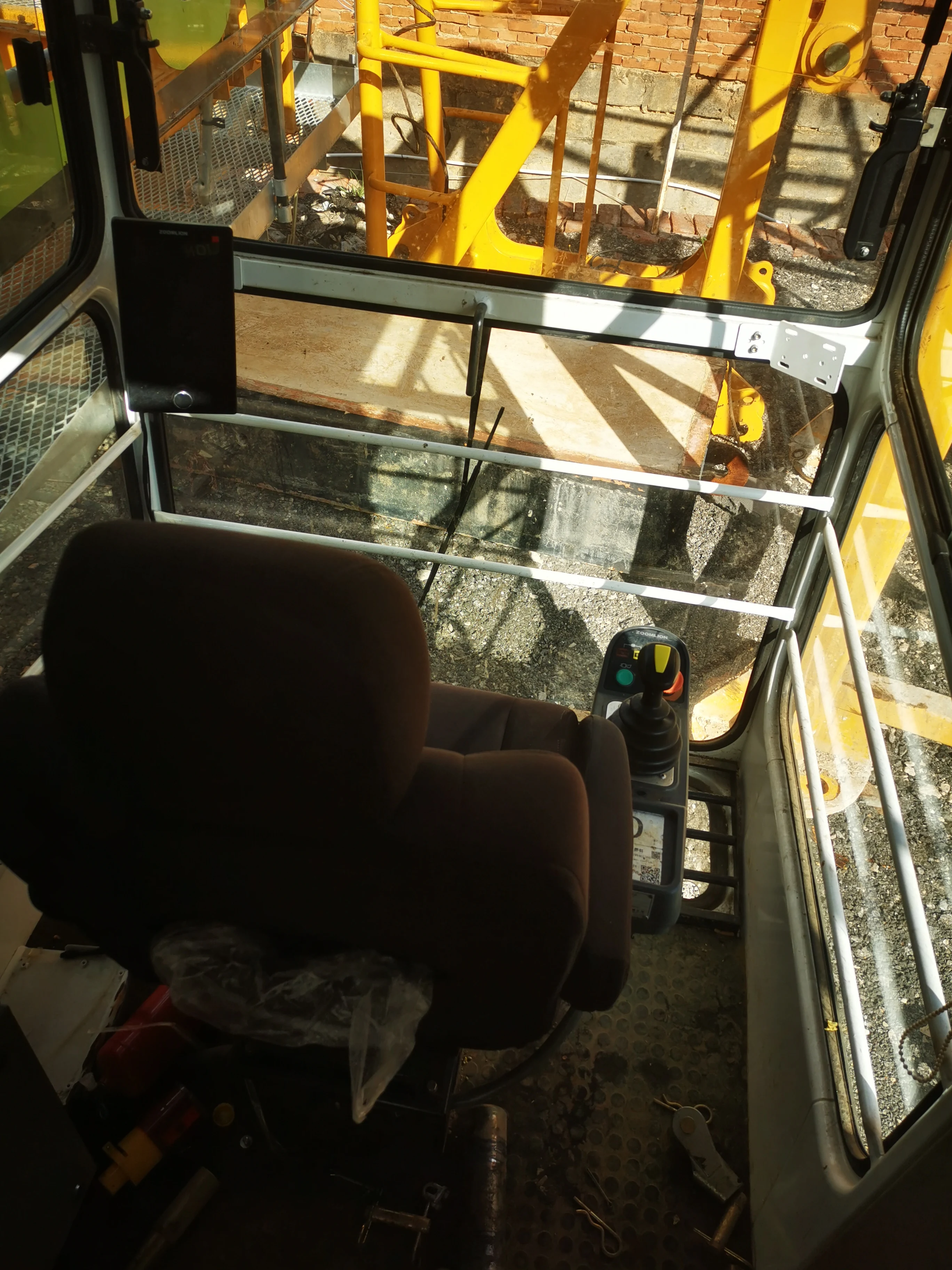 2020 year  high quality  used  flat top  tower crane  WA6015-8A   maximum  lifting weight 8 tons 60 m jib