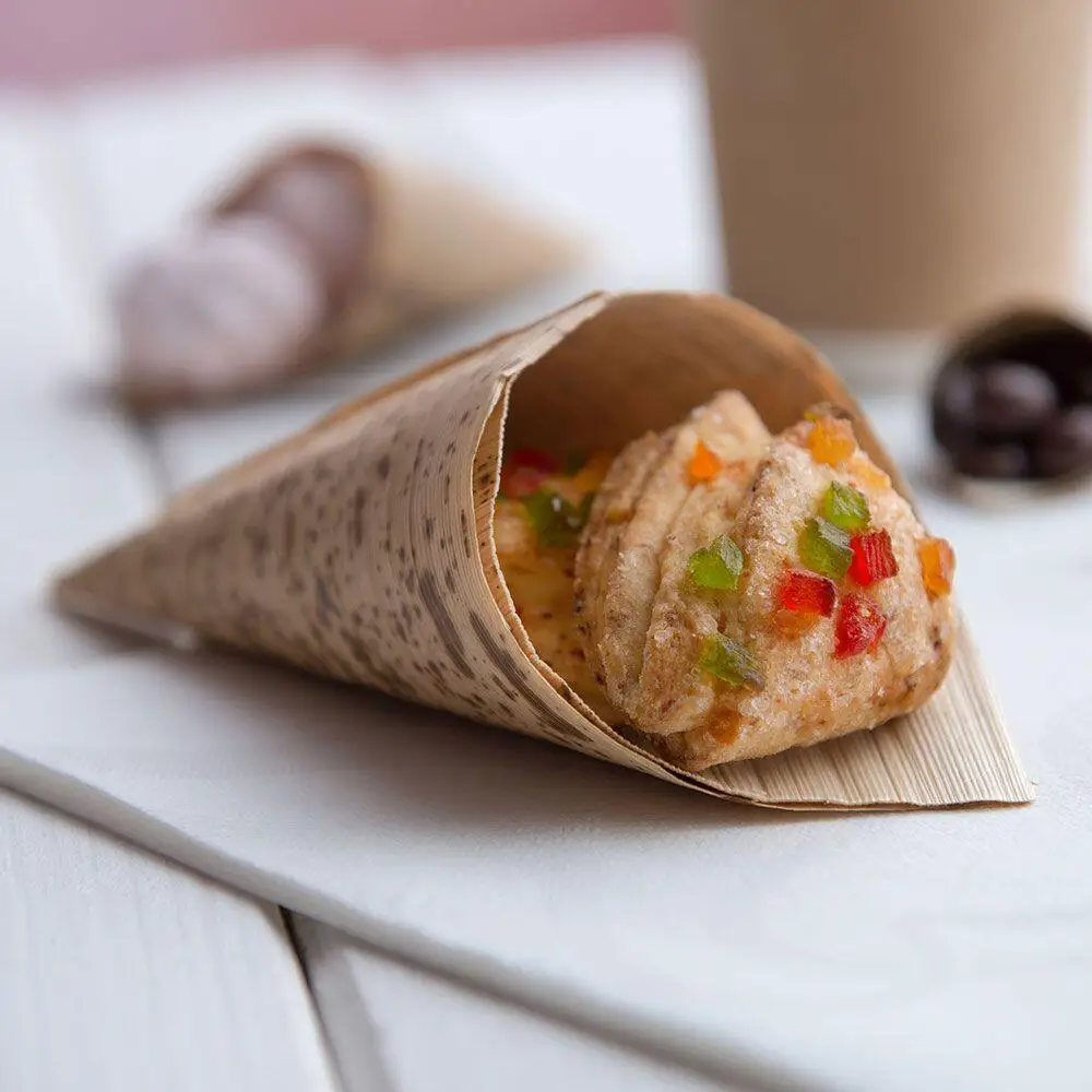 Hot pretty disposable bamboo plates palm leaf dinnerware biodegradable dinner