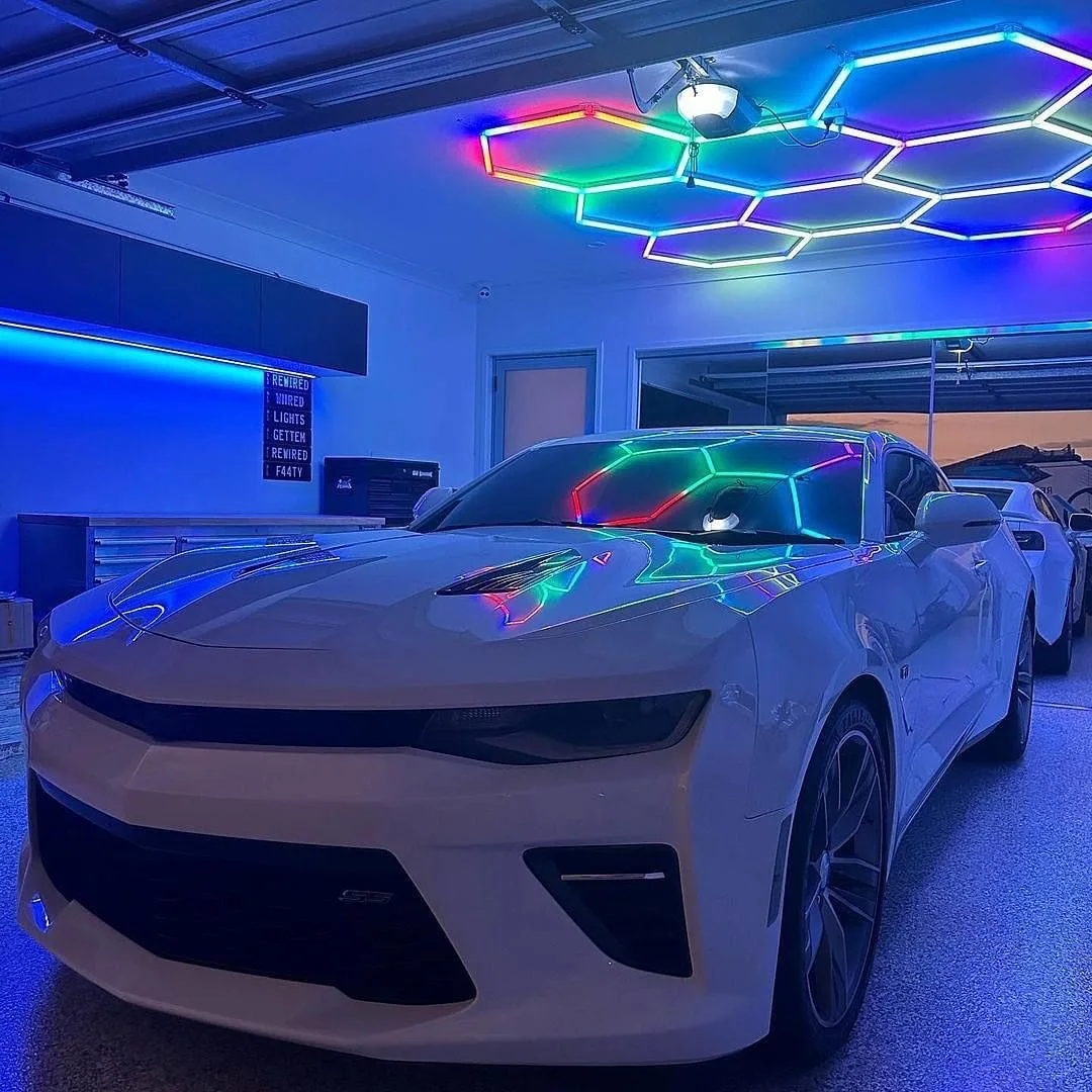 RGB светодиодные шестигранные светильники для мастерской гаражной парикмахерской и тренажерного зала-Универсальное применение в офисе