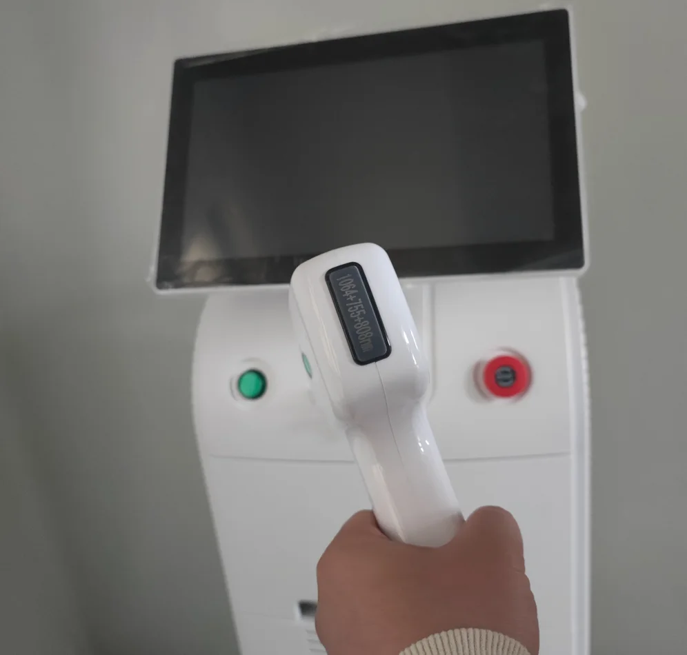 50% DISCOUNT! Triple wave ice Titanium Platinum/ 755 1064 808nm diode laser hair removal/alexandrite laser hair removal machine