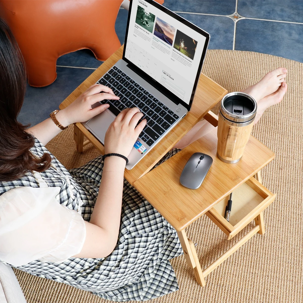 Portable adjustable height computer laptop table Folding bed Laptop Desk with adjustable leg