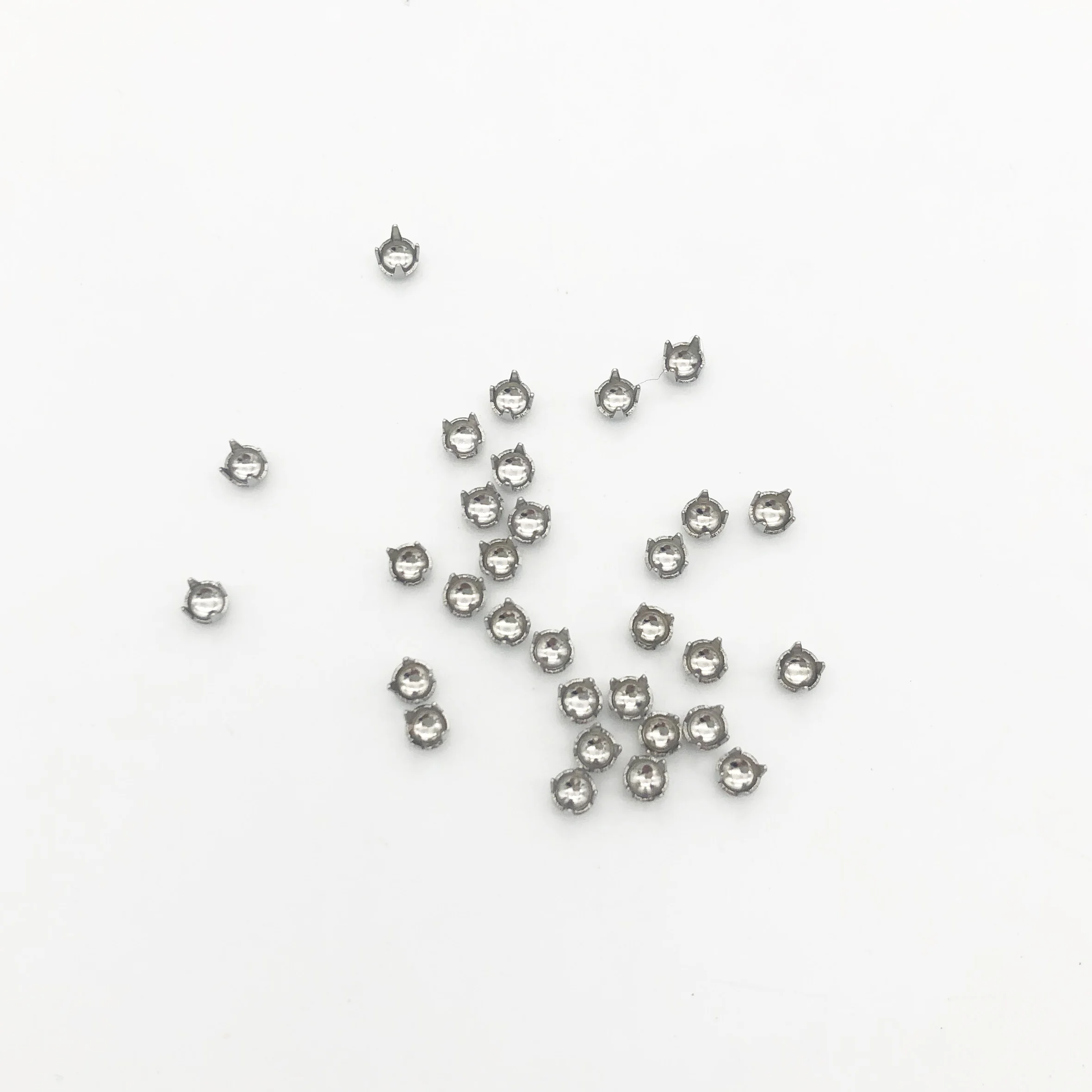 Metal four Claw Nails For Garments Bag Shoes Claw Stud decoration rivet
