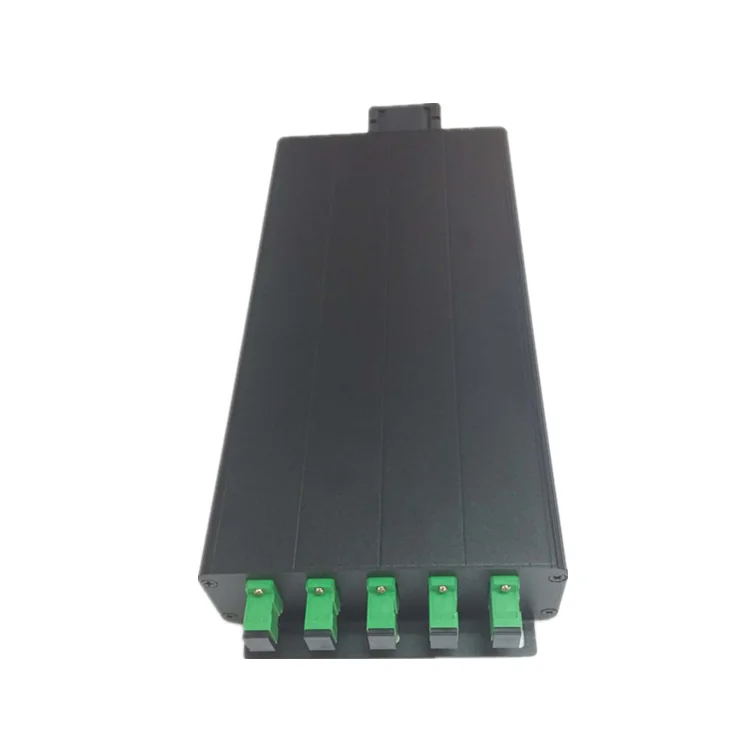 Yatai годовщина большого продвижения 4 порта 17-24dBm wdm mini edfa