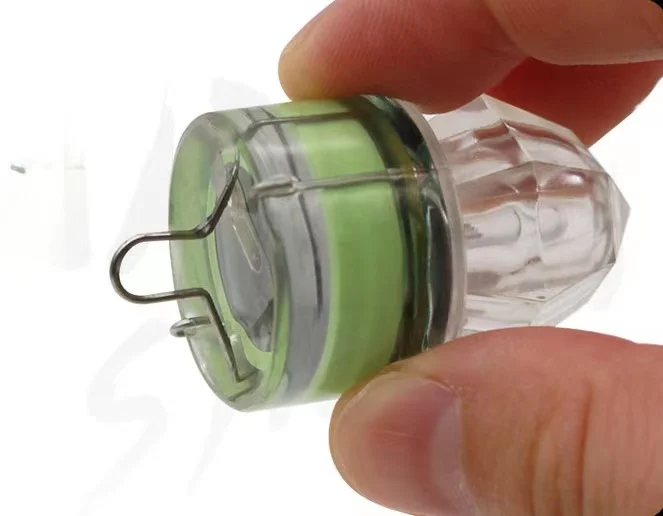 Fishing Accessories Diamond shape LED underwater fish lure light under water lamp fish attractor