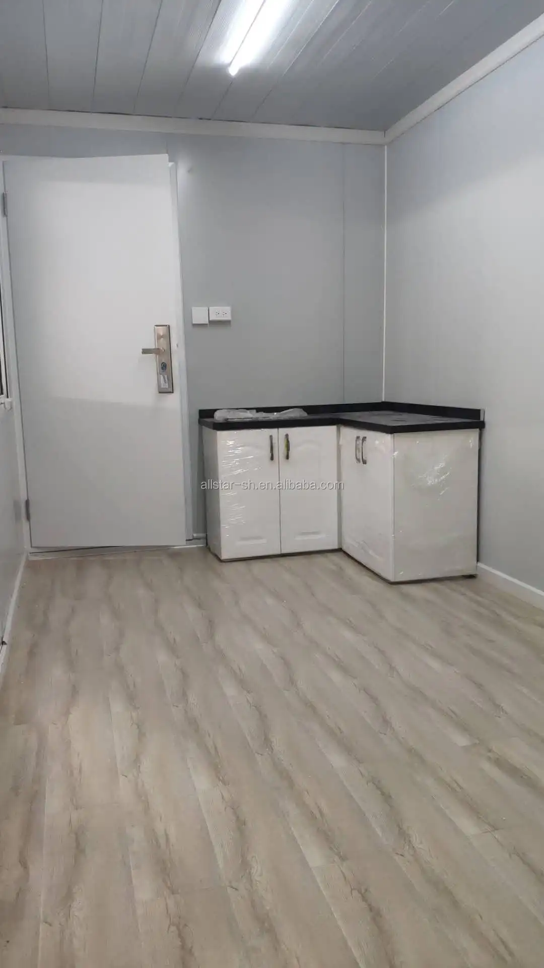 Fashionable, Modular,high Quality Corrugated Flat Pack Containers House Prefabricated Steel Mobile Coffee Shop Customized Modern