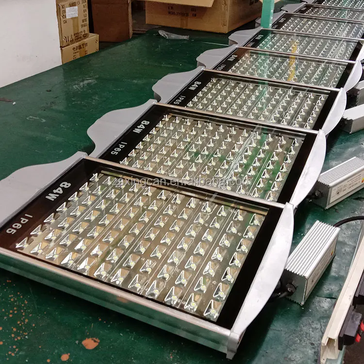 Energy Saving road light 42W 56W 70W 84w 98w 112w 126w 154w IP65 old Outdoor lighting Led Street Lights