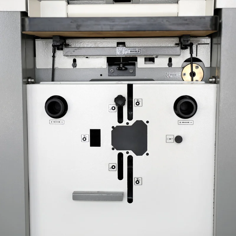 Бывший в употреблении нож для резины и кожи Fortuna AB320