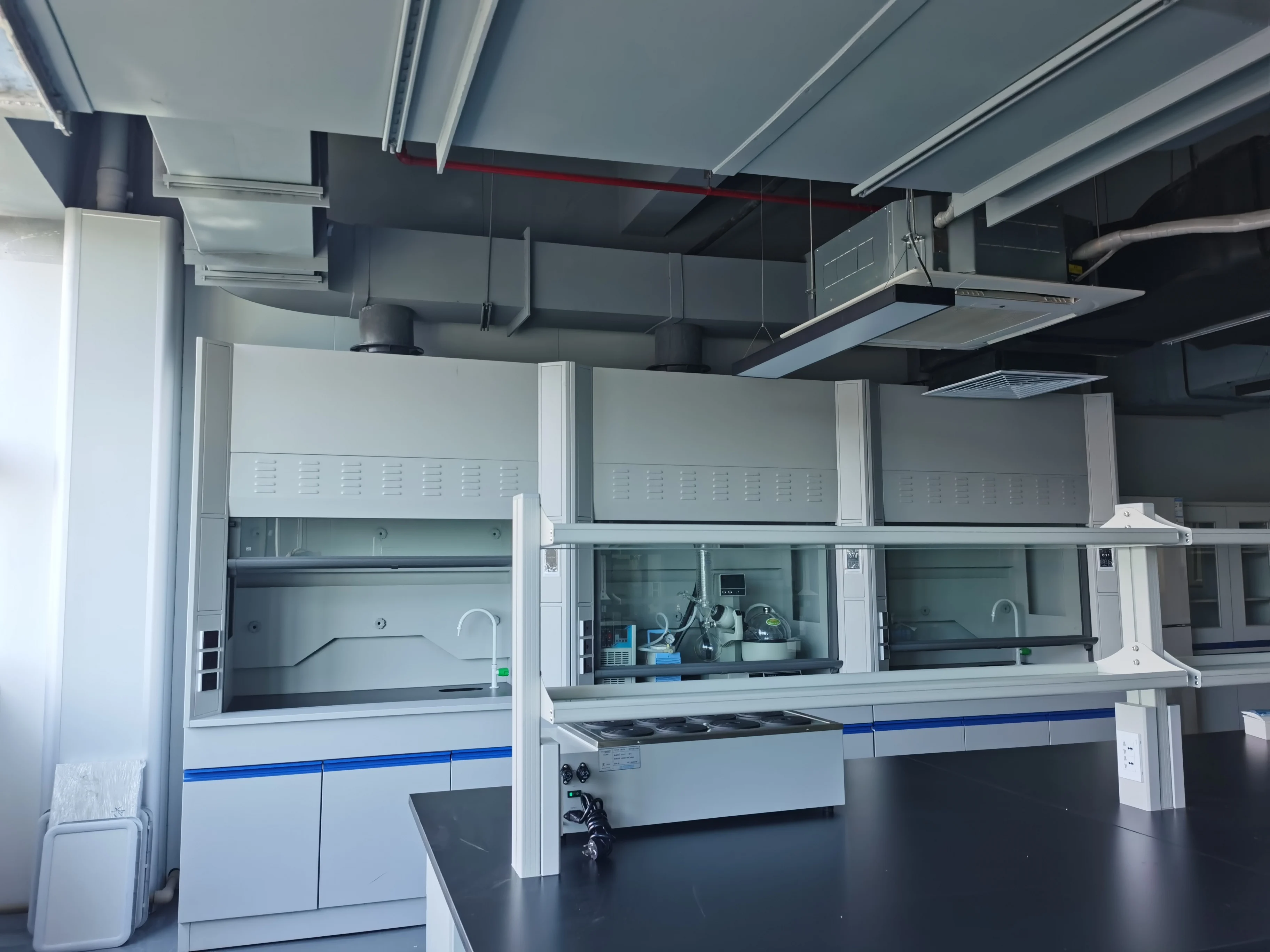 Высокая эффективность полностью проветриваются вытяжной шкаф