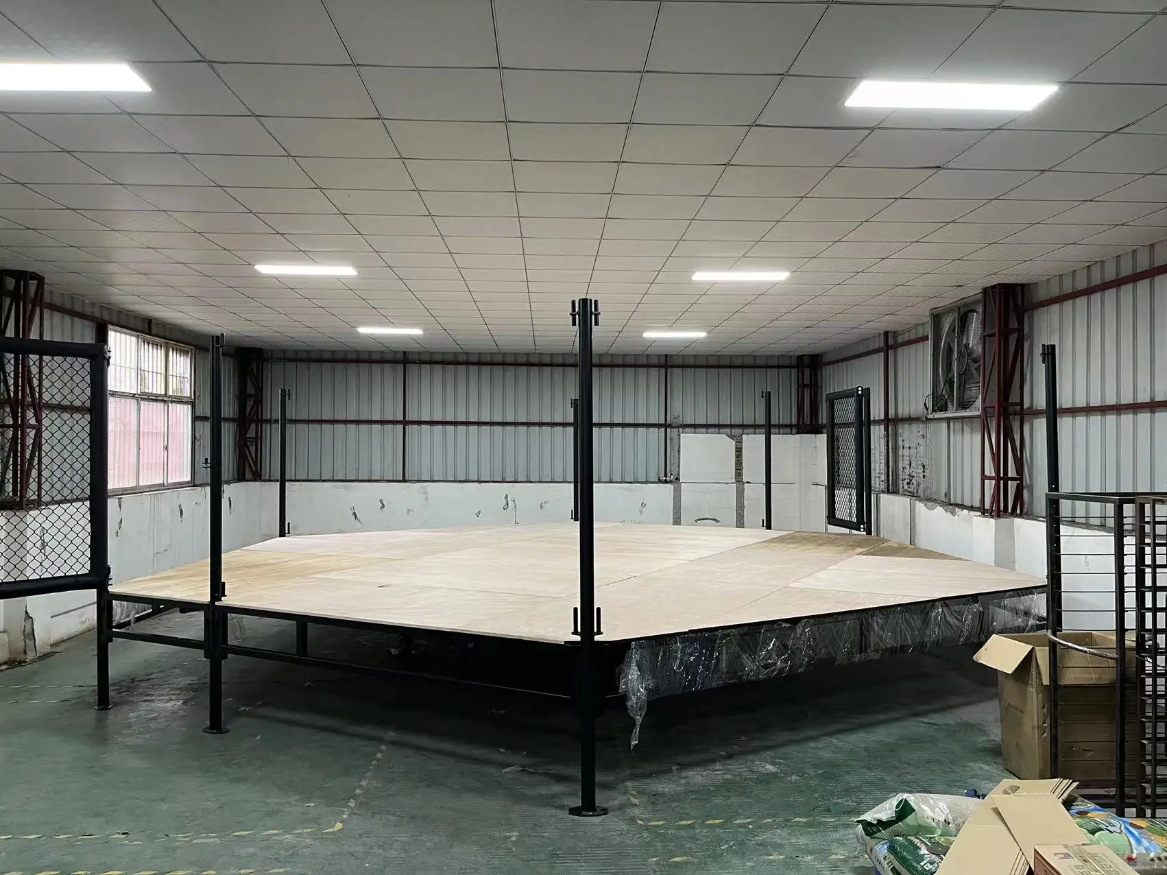 Custom Size Pro Mma Elevated Competition Official Fight Cage Platform Mma Cage