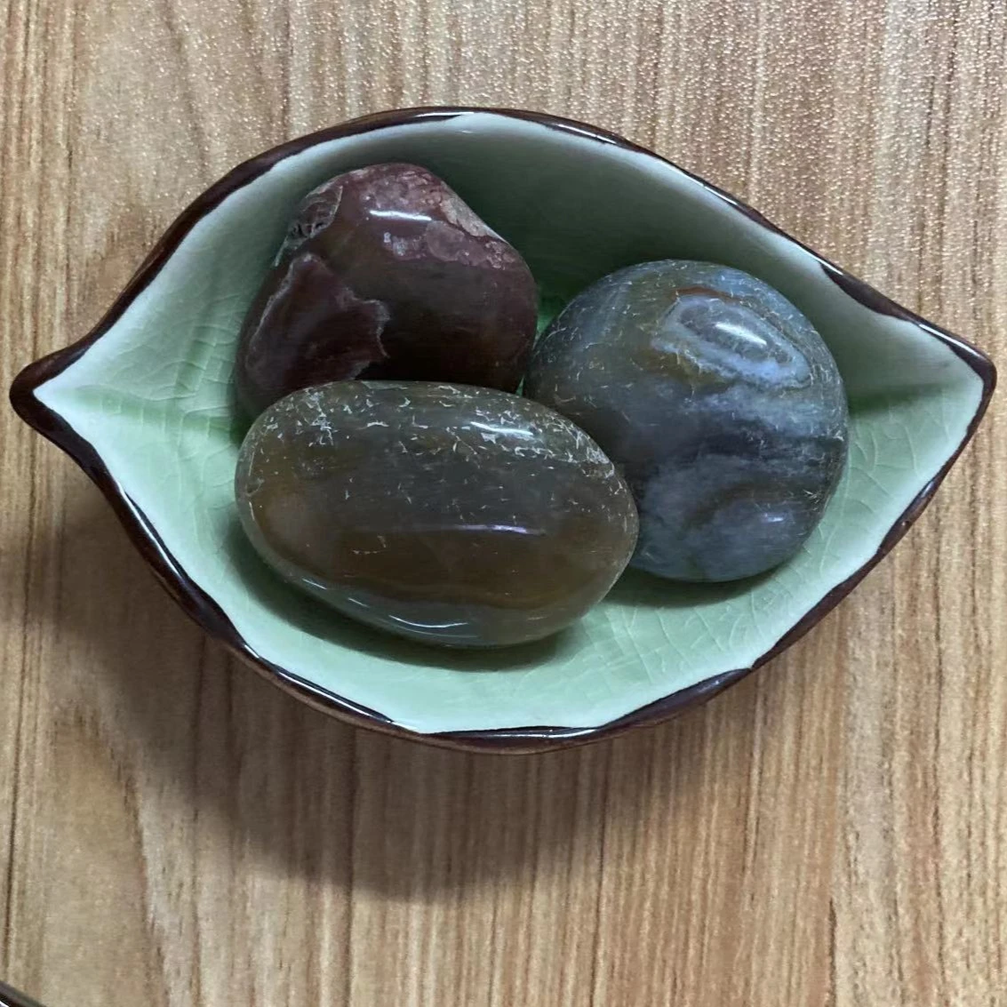  Best price colored pebble stone for